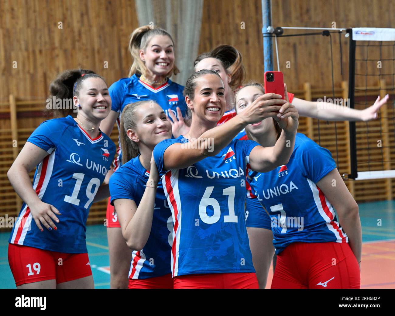 Cechia nazionale femminile di pallavolo foto di partita e podio 2