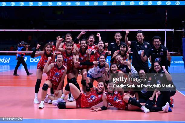 Thaïlande équipe nationale féminine de volley photo de match et de podium 2