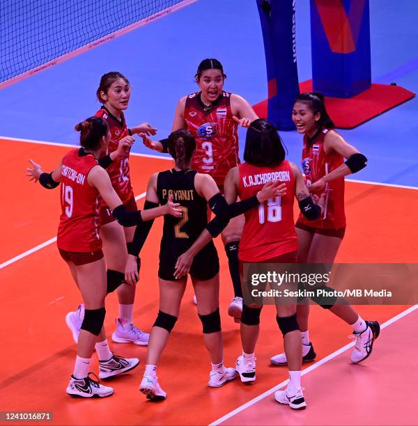 Thaïlande équipe nationale féminine de volley photo de match et de podium 3