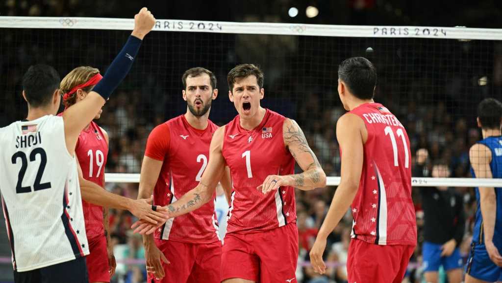 Stati Uniti nazionale maschile di pallavolo foto di partita e podio 2