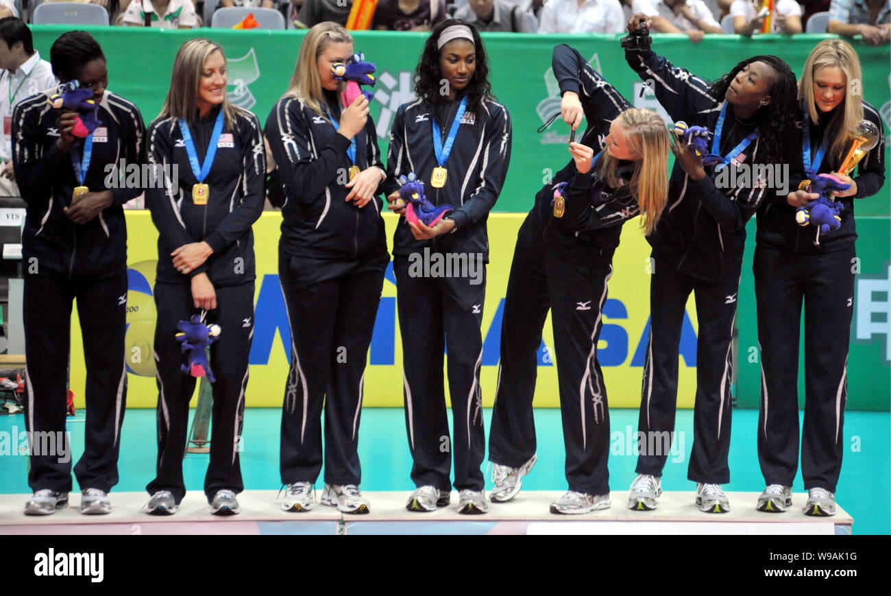 États-Unis équipe nationale féminine de volley photo de match et de podium 2